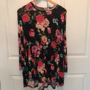 Floral Show Me Your MuMu tunic